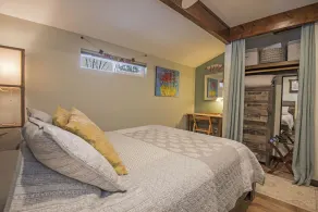 Blue Spruce Guesthouse - Walkable to river trail and downtown Bend - Image 4