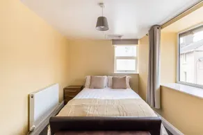 Milo's place is a home from home - Image 5