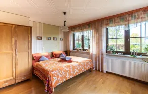 Vacation apartment in a secluded location directly by the forest. - Image 4