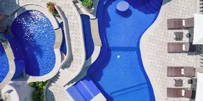 2-BR Penthouse w/ Incredible Ocean & Garden Views at Luxury Resort - Image 2