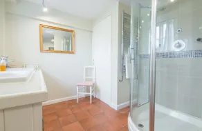 Two properties next door to each other with a games room, hot tub and bicycles - Image 3