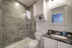 6BDR, Balcony w/ Bay View, Shared Pool + Boat Dock | Keeper Red by AvantStay - Image 5