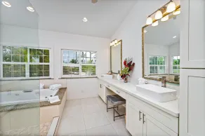 Villa Hui Hou: Luxe O'ahu Villa Private Oasis! Gourmet Kitchen & Media Room - Image 3