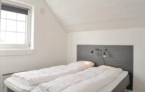 6 bedroom home in Ringkøbing - Image 5