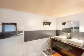 Ferienhaus 'Porto Douro' mit Privat- und Innenpools, beheiztem Wasser, Terrasse und WLAN - Image 5