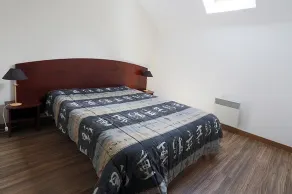 100m du centre station, 2ème étage, vue pistes de ski, jacuzzi, hammam, balcon, parking, télévision - Image 3