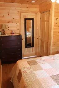 Bellissimo come New Lake Front Yr Round Cottage con vista magnifica e 5 piedi fr - Image 2