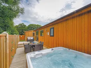 9 Alpine Lodge - Image 4