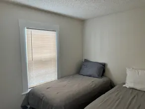 Cozy LBC house - Image 4