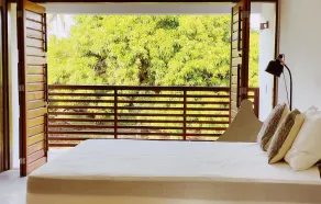 Stunning Modern Tropical Beach Villa with Private Pool - Image 2