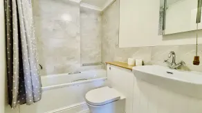 Pet Friendly, Tranquil, 2 Bedrooms - Image 2