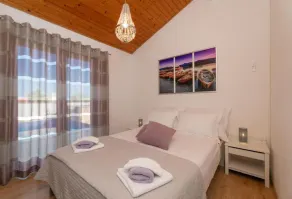 House Kristiana - Image 4