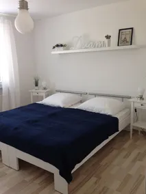 Lindo, moderno apartamento mobiliado em um local tranquilo - Image 5