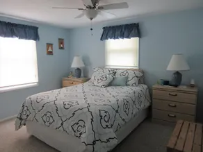 Oceanside 2nd floor Duplex with 3 Bedrooms, 1 Bath - Image 4
