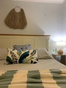 Swansea Peninsula Accomodation - 5 min to beach! - Image 3