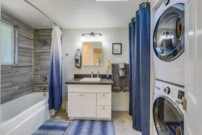 Faeya Grove - Charming Family Getaway! Remodeled, short drive to Russian River. - Image 3