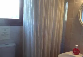 \"Villa Urgell\" con piscina, Wi-Fi, terrazza e giardino - Image 4