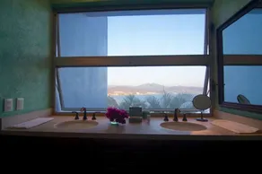 Oceanfront Villa beliggende i fornemme samfund i Manzanillo - Image 4