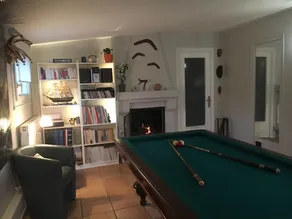 Villa med pool og åben udsigt, beliggende mod Lyon .. - Image 2