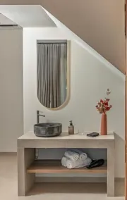 Lotus Serenity Suites - Image 4