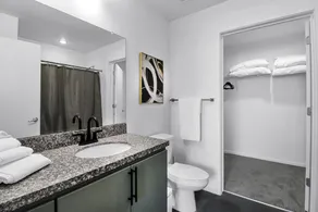 Phoenix Urban Luxury Escape - Image 4