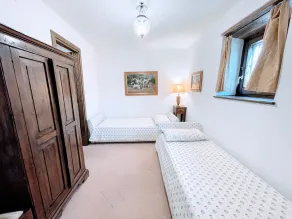 Torretta sleeps 5 with pool and exclusive gardens plus private verandah - Image 5
