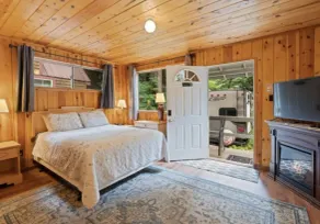 Masoods Room - Masoods Lodge - Image 5