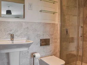 3 Schlafzimmer Unterkunft in Appledore - Image 4