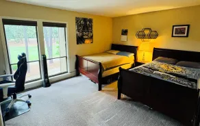 2 Br Condo on resort Property access to members benefits pool/hottub/golf cart  - Image 3