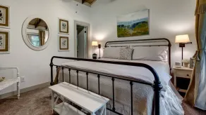 Mountain Laurel Tree House - Image 5
