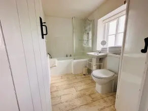 Beautiful stone cottage 5 miles from Richmond and the Yorkshire Dales w/ free Wifi, multi-fuel stove - Image 3