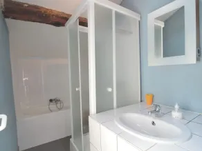Cozy Cottage Near River - Image 2