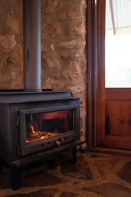 Broken Gum Country Retreat - 150 acres of beautiful bush and countryside - Image 5
