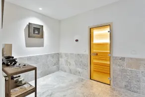 5 Bed Luxury with incredible views, gym, spa, cinema and 2 pools! - Image 3
