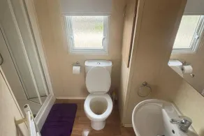 3 Bed Caravan - Sleeps 8 - Pets - Parking - Image 2