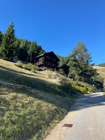 Outside: 4-room chalet for 6 (or even 7) people, with balconies, unobstructed view, very well locate - Image 2