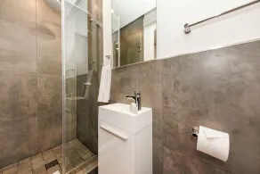 Sandton Studio Apartment | HighSpeed WiFi |SmartTV - Image 3