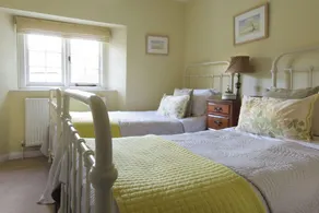 Beautifully restored 2 bedroom, pet friendly cottage, ideal for exploring Exmoor - Image 4