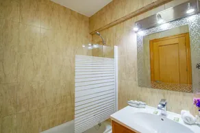 Apartment 'Playa Arenal Grupo Terra De Mar' with Sea View, Wi-Fi and Air Conditioning - Image 2