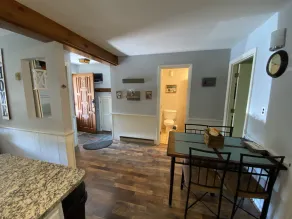 Nyligt opdateret! Gå til Story Land !! Store placering! WiFi / TV / AC og pool !! - Image 3