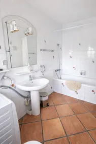 Holiday house in 2 floors for 6 people with private pool - Image 5