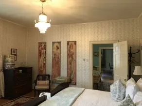 111 year old mansion - Image 5
