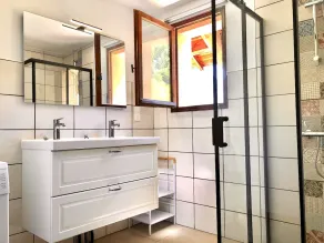 Renovated apartment, terrace with insane views - Image 2