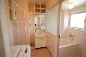 Spacious 2LDK | Totoro House | Free Parking | Free Wi-Fi - Image 5