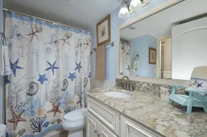 Gulf Front Executive level Condominum 2 Master Suites/ 2 full bathrooms - Image 4