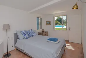 Provence house in the Rhone wine region, with a large private garden & pool - Image 4