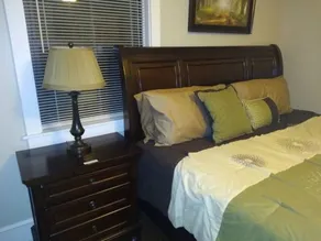 Walk to Downtown Cincinnati and Mainstrasse Village!! - Image 4