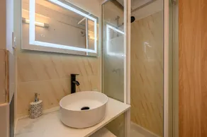 Appartement charmant à Sarzeau avec vue sur la mer, 55 m² - Image 2