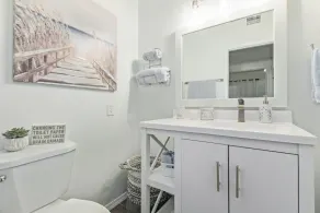 Your Home Away! Offering free heated pool ! Close to almost everything! - Image 4