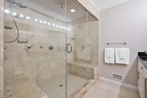 ✩Family Getaway ✩POOL ✩  Hot tub ✩ Pet Friendly ✩Sleeps 10 - Image 4